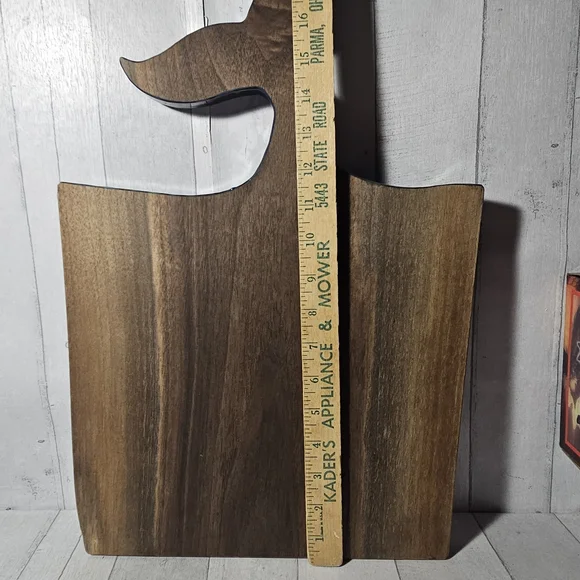 Blue Whale Tail Ocean Wood Charcuterie Board - Picture 6 of 7